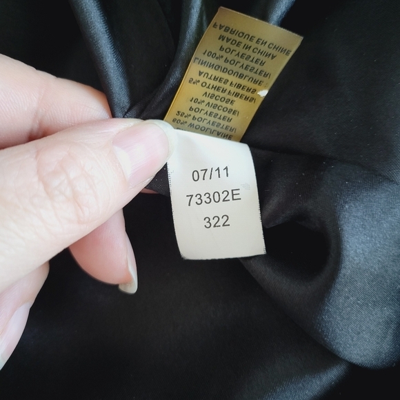 Elie Tahari Black Wool Blend Cape Coat - Picture 12 of 13